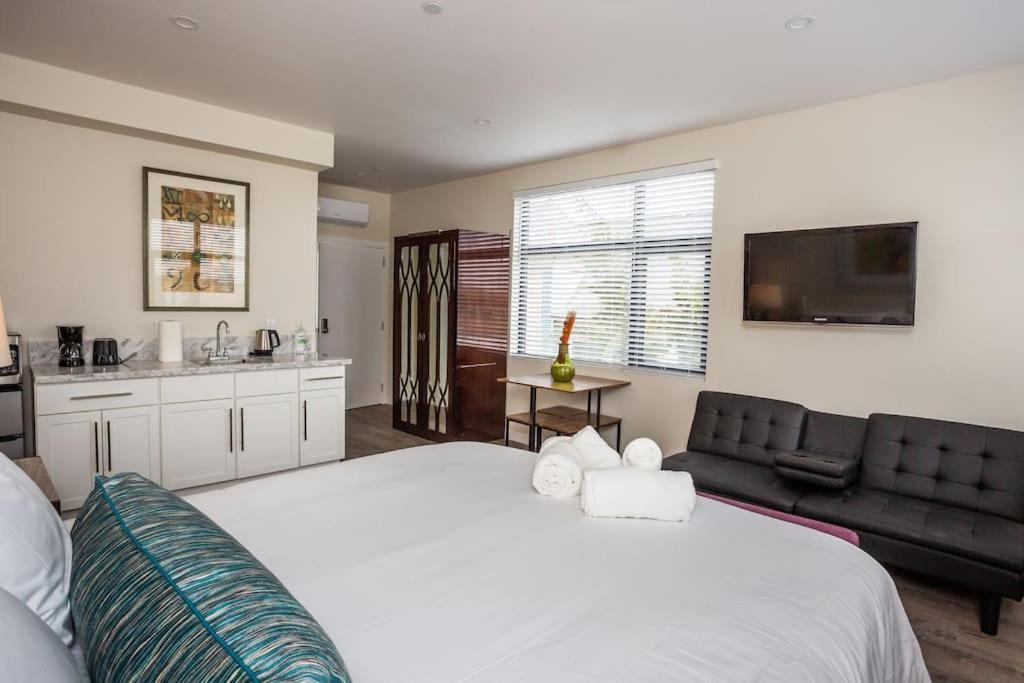 Next To San Diego Downtown - Cali King Size Studio Zewnętrze zdjęcie